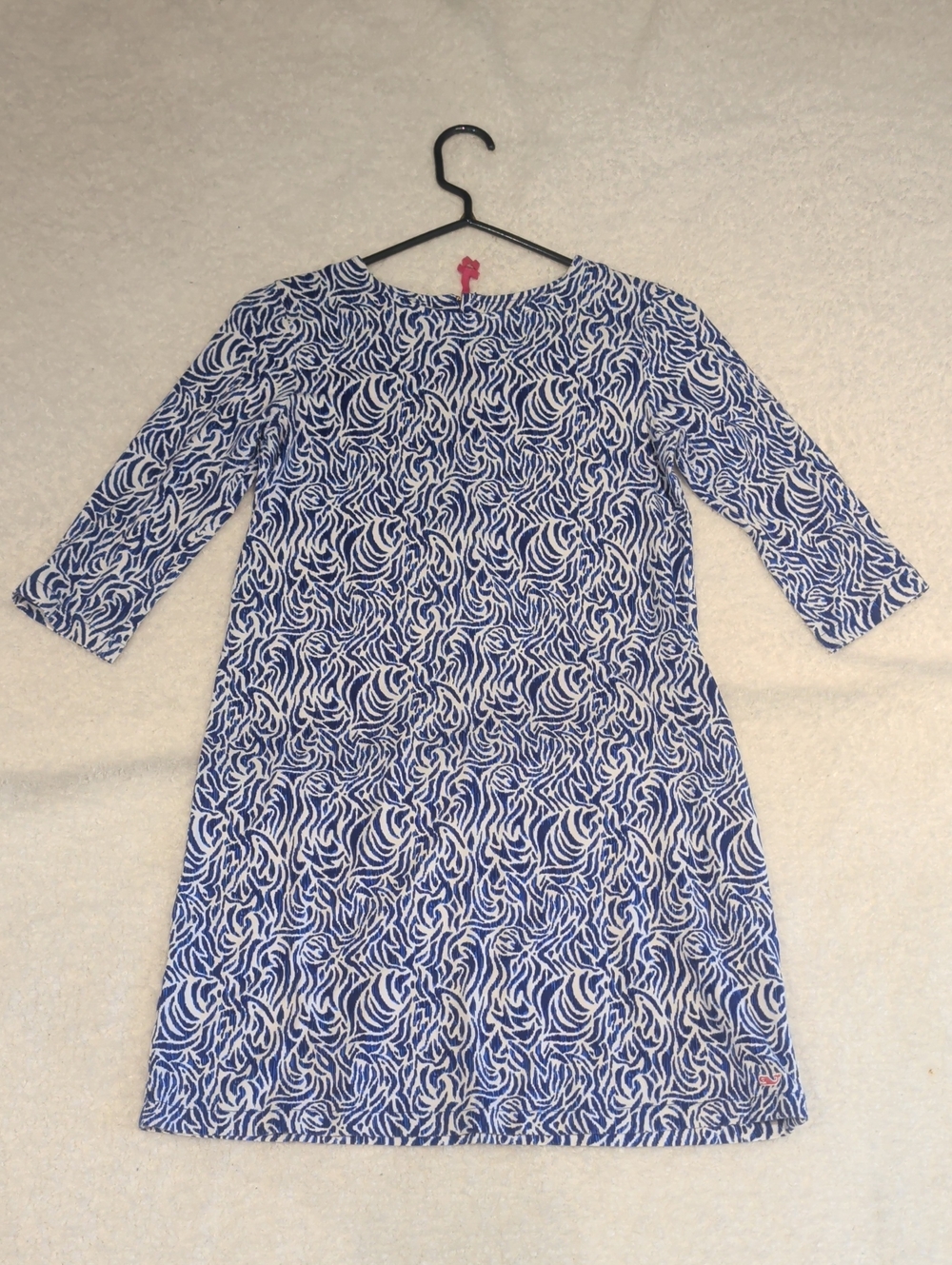 Vineyard Vines Youth Dress.  Blue & White Patterned Dress.  Size Large.